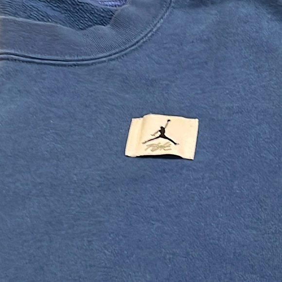 NEVER WORN WOMEN’S FRENCH BLUE JORDAN FLIGHT FLEECE CREWNECK SZ.SM PERFECT SHAPE - Picture 9 of 11